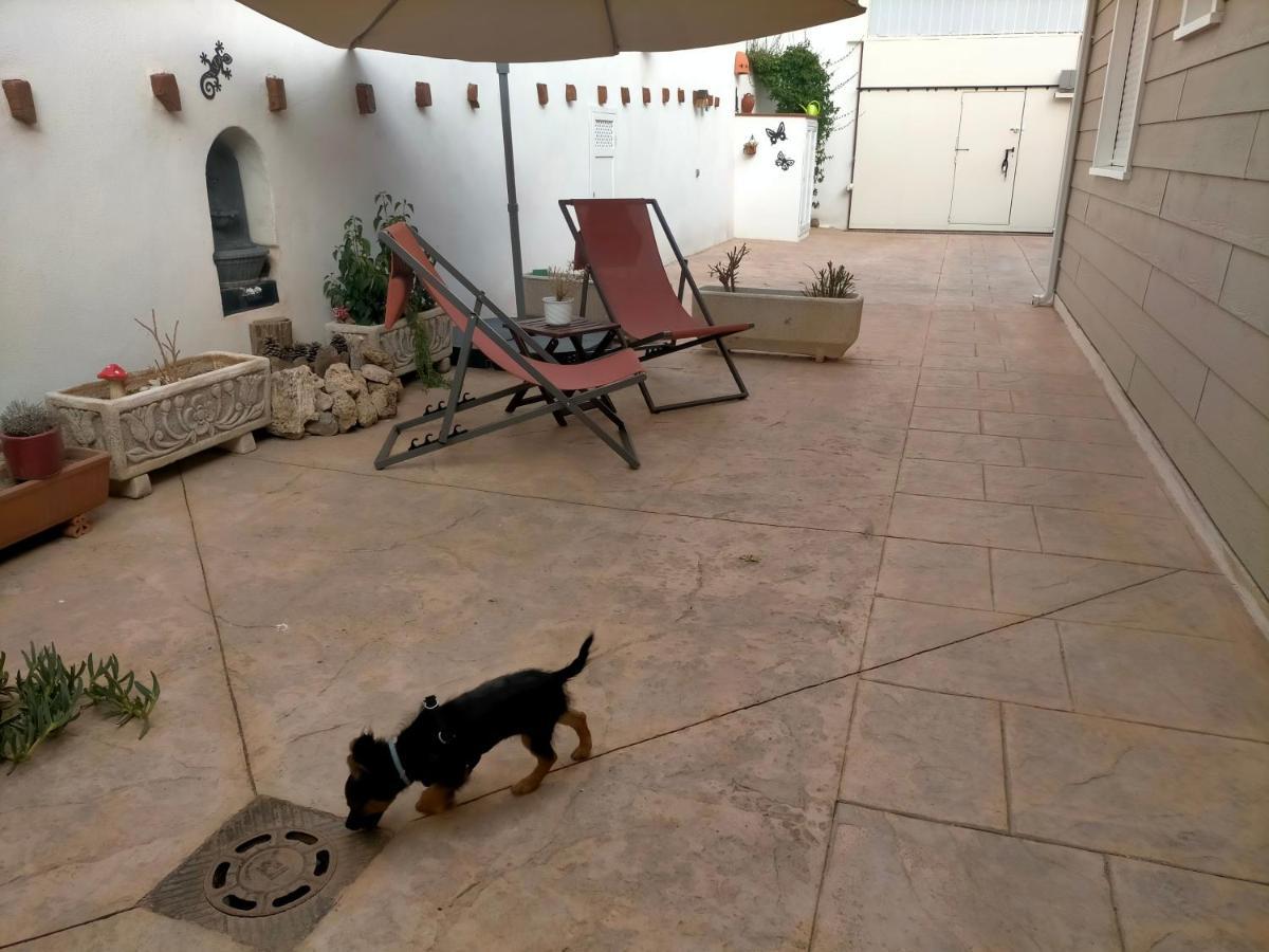 Azafran Consuegra Guest House Екстериор снимка
