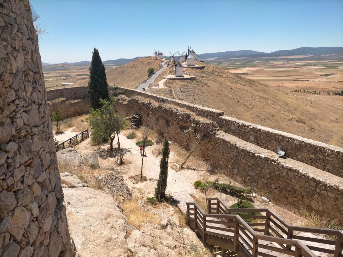 Azafran Consuegra Guest House Екстериор снимка