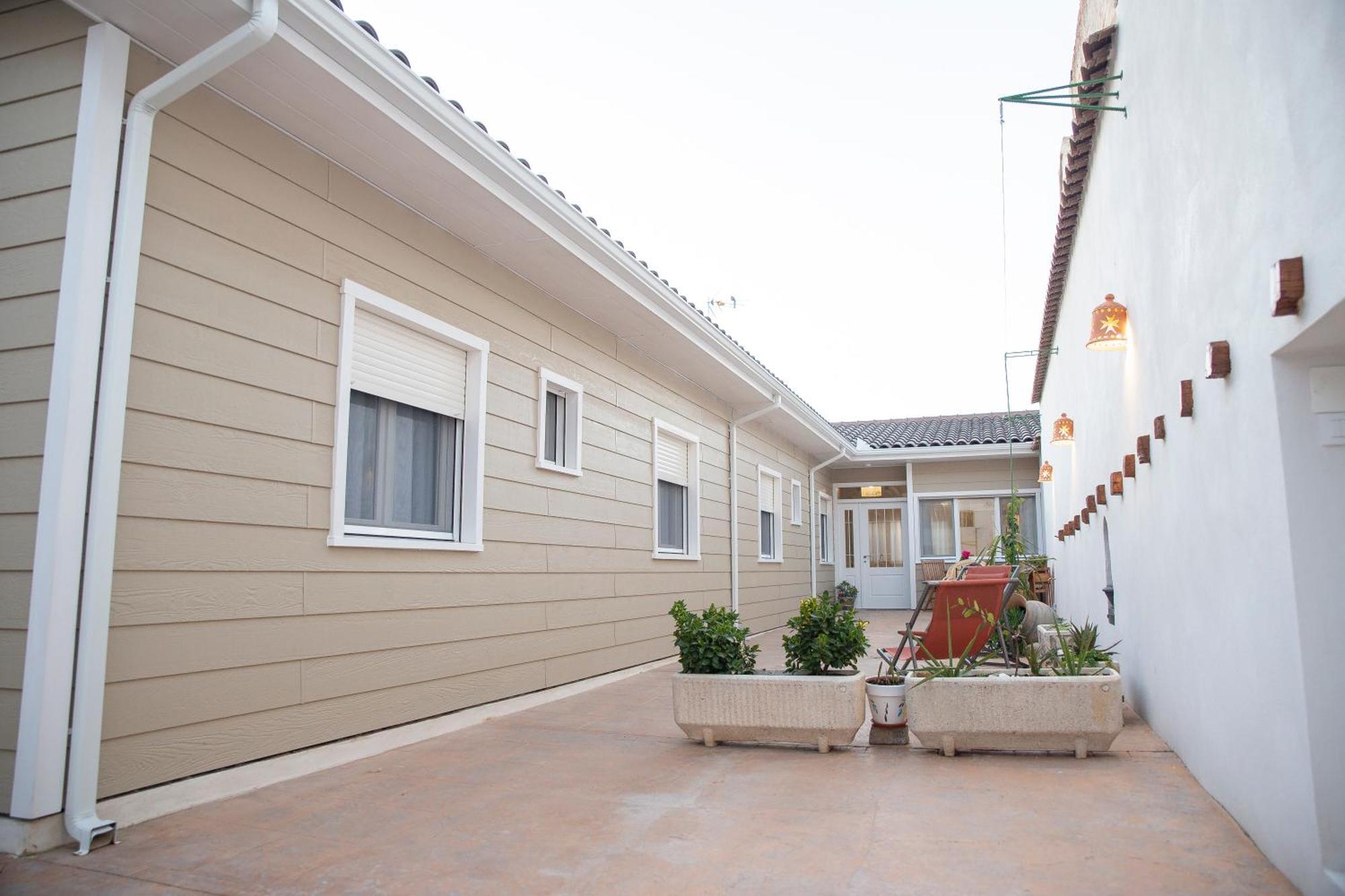 Azafran Consuegra Guest House Екстериор снимка